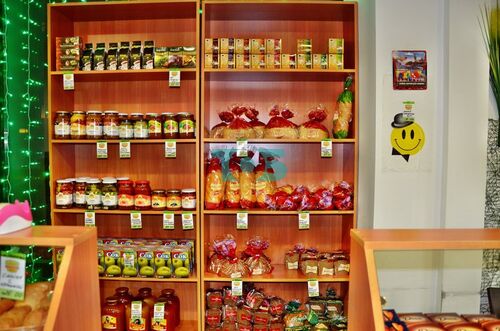 Магазин по продаже выпечки и варенья. г. Москва, ул Шаболовка д.61. к1