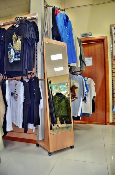 Торговое оборудование в магазине Казачья Лавка