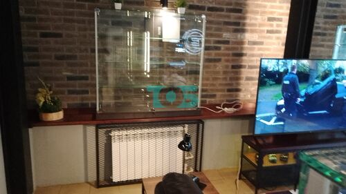 Витрина настольные и для выпечки