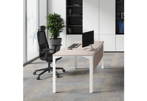 Стол рабочий (2 заглушки) с лицевой панелью Кристо Персонал, цвет тортора