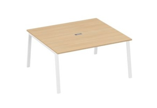 Стол для переговоров Мира Трио, цвет натуральный дуб + белый