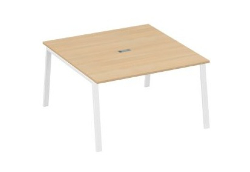 Стол для переговоров Мира Трио, цвет натуральный дуб + белый