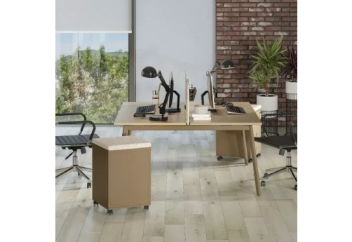 Рабочая станция на 2 места с экраном (с лючками) Макси Офис, цвет капучино