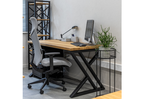 Стол на Z-образных опорах Урбан, цвет натуральное дерево