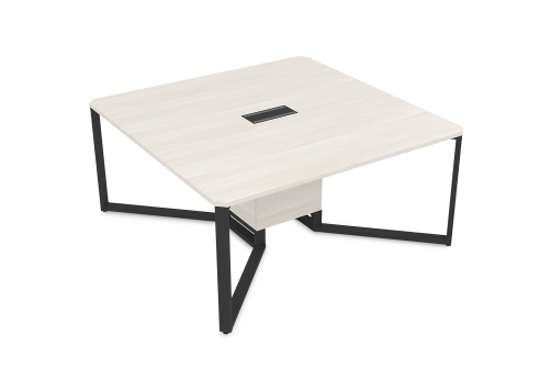 Стол-квадрат, цвет слоновая кость + черный