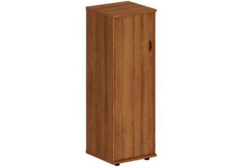 Шкаф закрытый узкий средний Мансберг, цвет орех