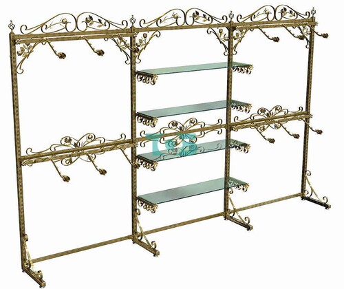 Пристенная система «Улица Роз» с четырьмя прозрачными полками и кронштейнами №8 (2600х3600 мм)